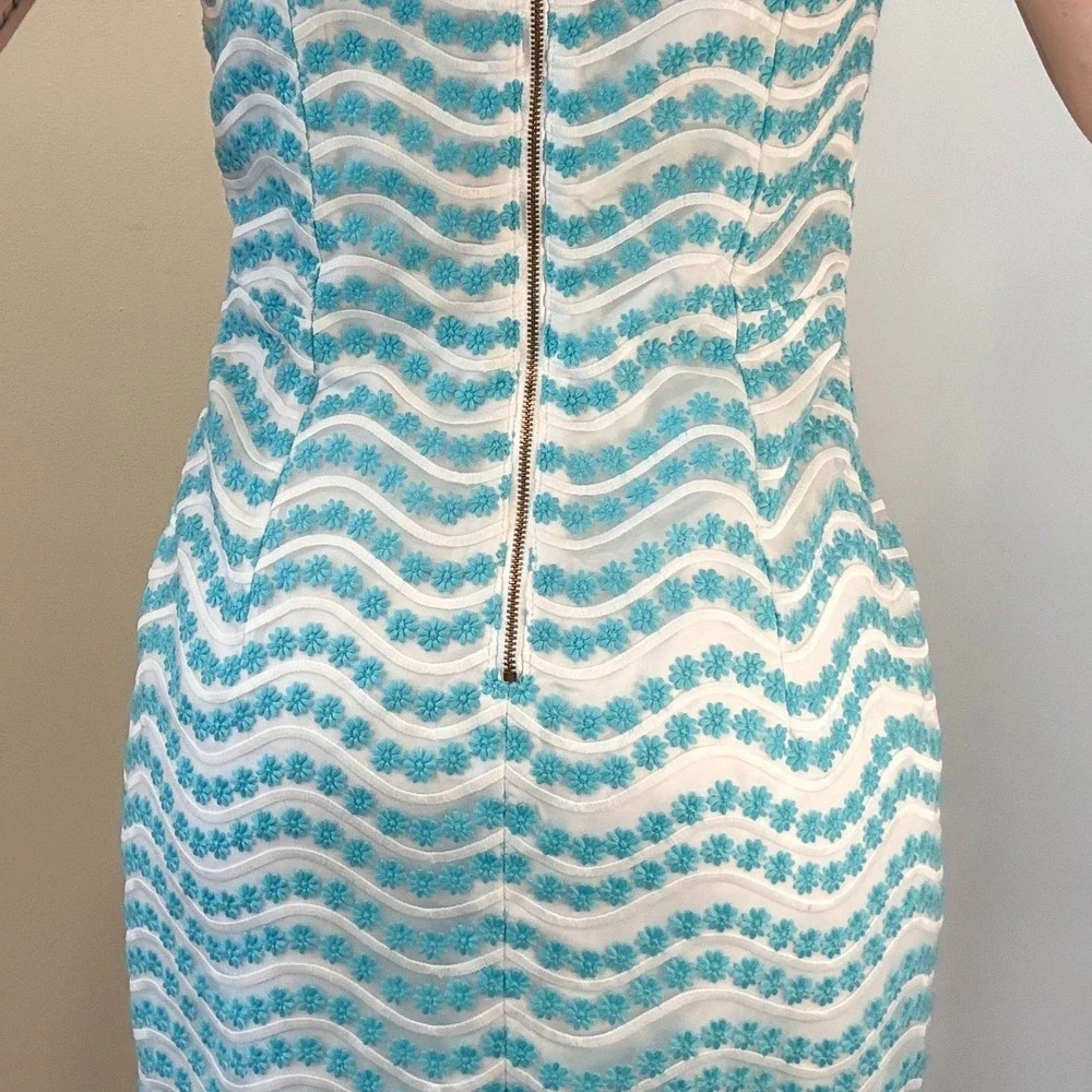 Lilly Pulitzer Leavens Top Notch Strapless Dress Blue White Floral Embroidery 4 - Picture 6 of 9
